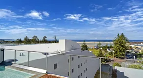 Blue Coral Terrace Coast Luxury 31 - Image 4