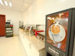GreenTree Inn Zhenjiang Jiangsu Science and Technology university Youth Square Express Hotel - Image 4