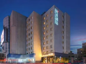 TRUE HOTEL - Image 3