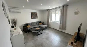 Superbe T2 moderne refait à neuf - Image 2