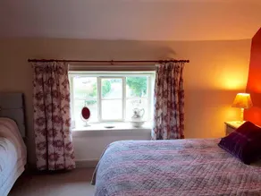 Manor Farm Bed & Breakfast - Image 4