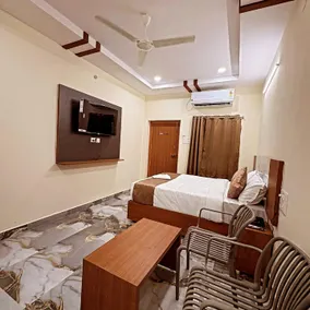 Hotel lavkush - Image 3