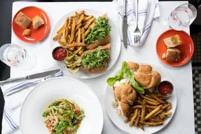 Beacon Hill Hotel & Bistro - Image 4