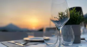 Uxarte -Alojamiento, restaurante y piscinas - Image 4