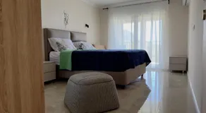 Sunset Serenade Apartment - Image 2