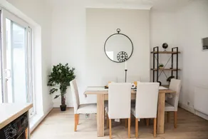 8 Karslake Road - Image 5