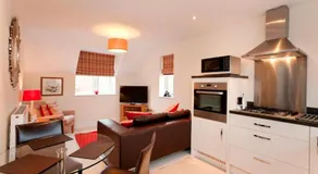 DBS Serviced Apartments - The Twain - Image 3