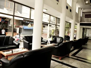 Highfive Hotel Pattaya - Image 4