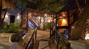 Hotel Amar Inn - Image 2