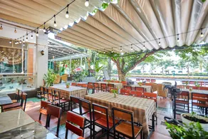 Gieng Ngoc Cat Ba Hotel - Image 5