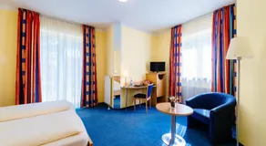 Hotel Graf Lehndorff zur Messe - Image 2