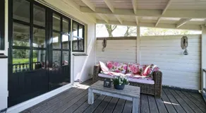 Idyllisch en knus huisje met prachtige veranda. - Image 5