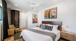 The Smith Luxurious brand new 3 bedroom townhouse by the beach - Image 2