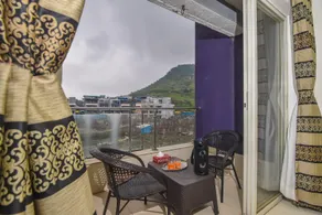Blue Line villa Lonavala - Image 4