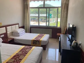 Ronghua Hotel - Image 2