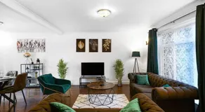 Loughton 3 Bedroom Sleeps 5 by BSE Homes - Image 4