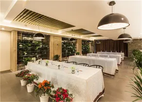 Atour Hotel Lianyungang Haibin - Image 5
