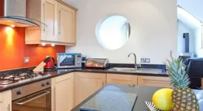 Mews Cottage Bangor - Image 5