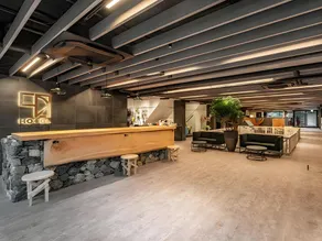 1HOTEL - Image 2