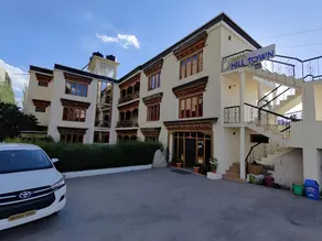 Hotel Hill Town - Image 4