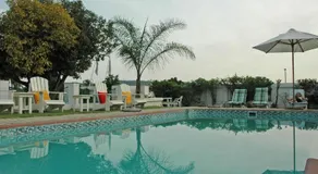 Lagoona Inn - Image 2