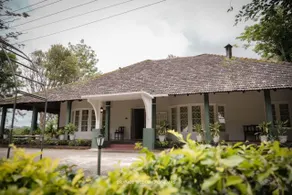 English Bungalow - Image 3