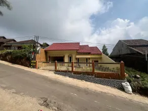 Villa Queena 4 Kamar Tidur (5 Bed) - Image 4