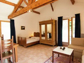 Gîte à Vézac près de forêt et lac - Image 4