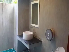 Palms Hill Resort - Image 2