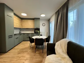 IOS Apartments - Garden with Free Parking - Image 5