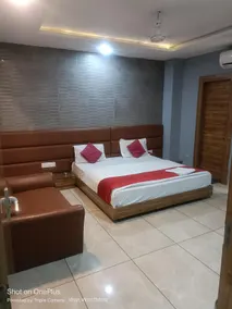 The Lake Bourbon Hotel & Resort - Image 2