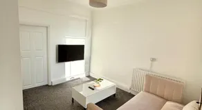 Private Apartment Free parking Gatwick Airport - One bedroom- One sofa Bed - Image 2