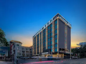 Lavande Hotel Guangzhou Baiyun International Airport Yingbin Avenue - Image 4