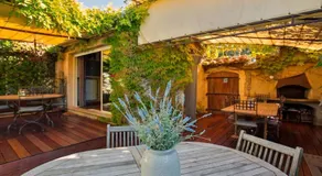 MAS D'ANGE EN PROVENCE ved foden af luberon, smukt stille og maleriske hus, - Image 3
