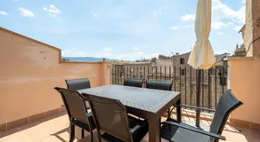 Hauzify I Apartaments Montblanc - Image 4