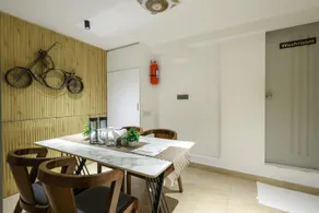 Inherited Spacious Room with all amenties. - Image 4