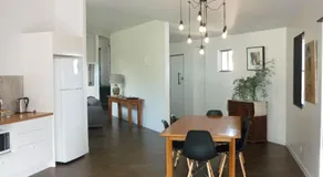 Saje's House & Pod - Image 2