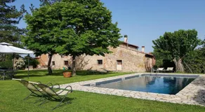 Charming House in Trequanda + Pool - Image 1