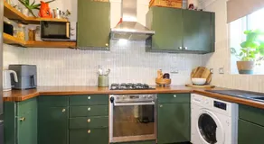 Farnham Park Apartment - Image 5