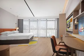 Home2 Suites by Hilton Xingyi Jushan Square - Image 2