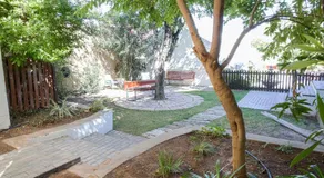Queen Manor Boutique Guest House - Image 5