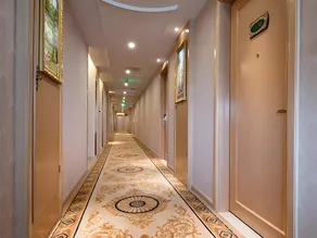 Vienna Hotel Chengdu Chadianzi Toursim Center - Image 3
