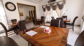 Canadian Inn Islamabad - Image 4