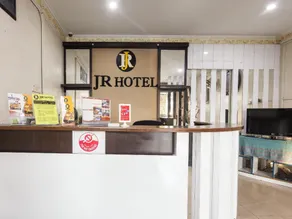 OYO 796 JR Hotel - Image 5