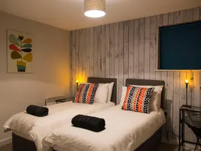 Lancaster City Apartment - Image 5