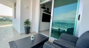 Hermoso Edificio Frente al Mar, a pie de Playa y hermosas vistas - Image 4