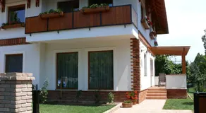 Sára Apartman - Image 3