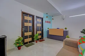 OYO Townhouse Saket Residency 1 Delhi - Image 5