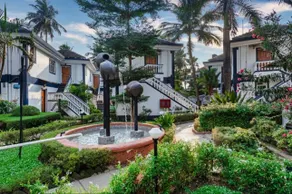 Dolphin villa - Image 3