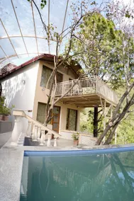Mansaayan Villas by Aurella Hospitality-3BHK Luxury Valley View Villa in Kasauli with Private Pool, Treehouse & 70 inches Smart TV Bar Lounge - Image 5